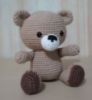 Imagen de 1 osito tejido a crochet.